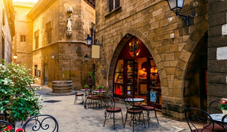 Poble Espanyol 2 1024x597 1 768x448